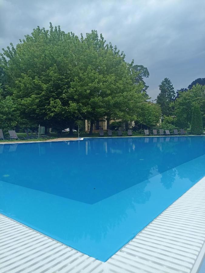 Appartement Kastelo Teraso Zalacsány エクステリア 写真