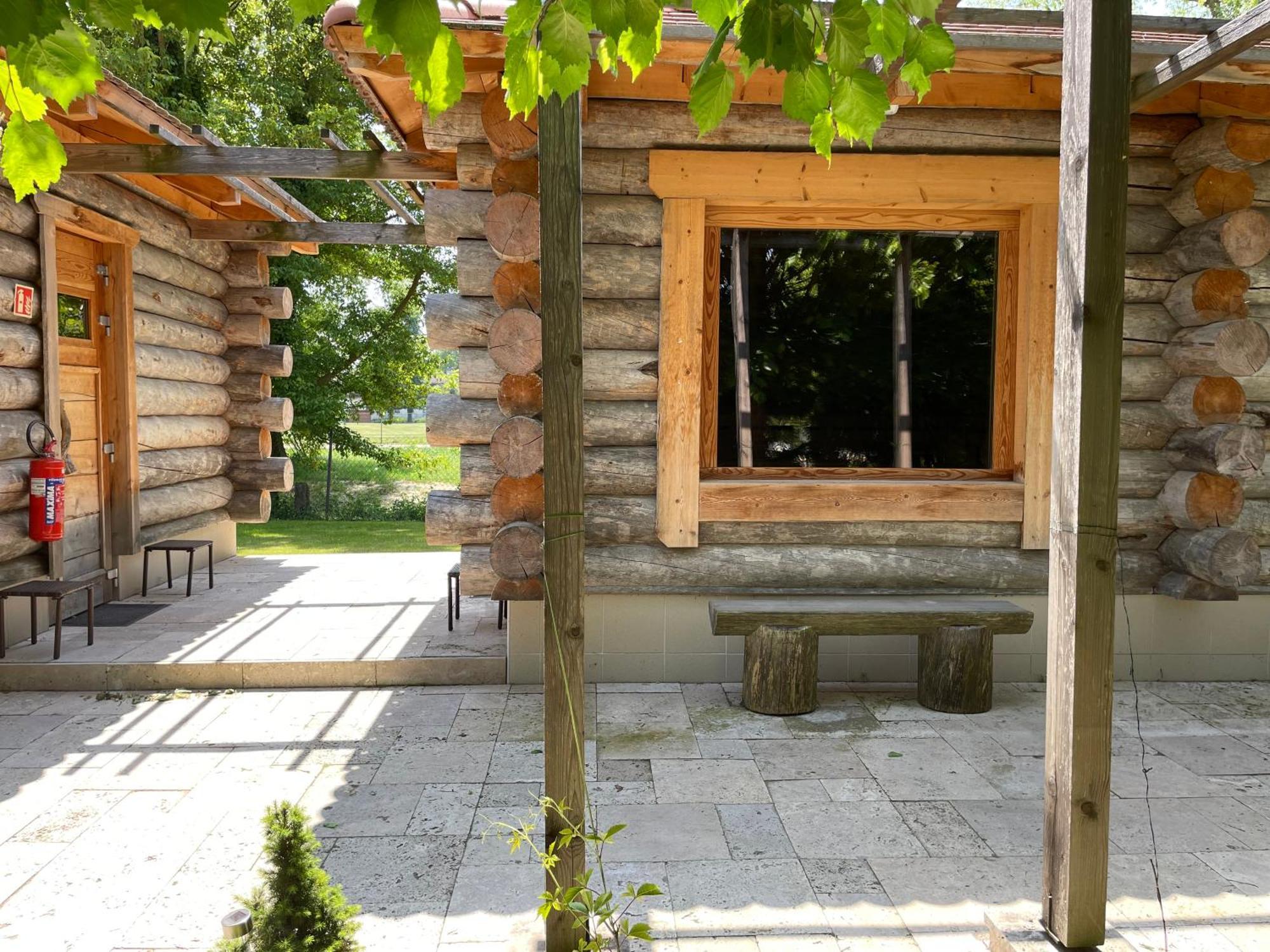 Appartement Kastelo Teraso Zalacsány エクステリア 写真