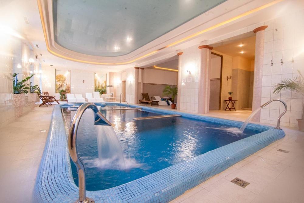 Appartement Kastelo Teraso Zalacsány エクステリア 写真